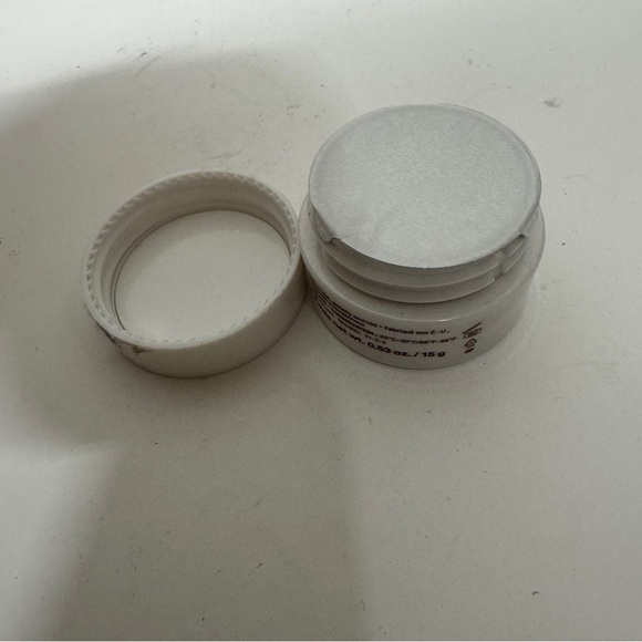 Arbonne Botaniques Vanilla Bean Lip Smoother 15g - Picture 3 of 3